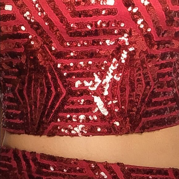 2 Pc. Burgundy Sequin Mini Skirt & Halter Set L - Picture 2 of 4